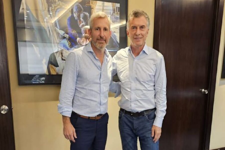 Rogelio Frigerio y Mauricio Macri analizaron el escenario nacional y las medidas del Gobierno