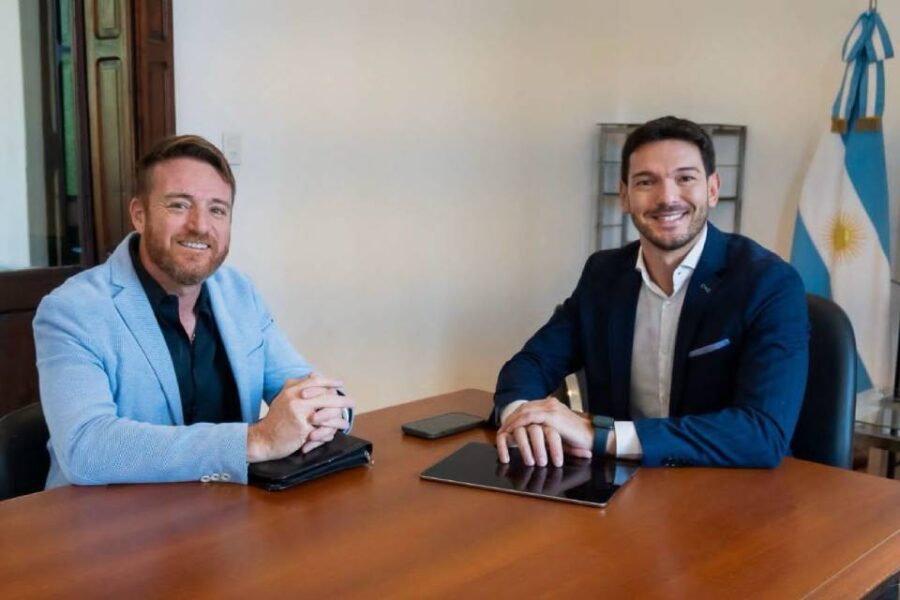 Gainza proyecta con la UADER