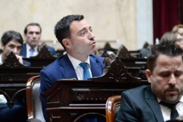 (Mención a entrerrianos) Diputados: De Loredo presidirá el bloque mayoritario de la UCR con aval de los gobernadores y el sector de Lousteau