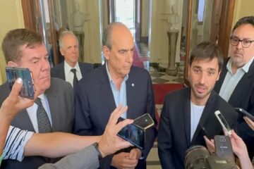 (Mención a Frigerio) Guillermo Francos y Luis Caputo se reunieron con los gobernadores de Juntos por el Cambio