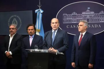 (Mención a Frigerio) Los gobernadores evalúan una ofensiva judicial por la quita de subsidios que dispuso Milei