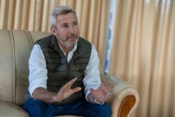 Un gobernador salió a respaldar al Gobierno tras revés del DNU en el Senado: “Seamos coherentes y responsables, la sociedad votó un cambio”