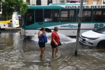 (Mención a Entre Ríos) Alerta amarilla en Buenos Aires y otras ocho provincias: continúan las lluvias en localidades afectadas