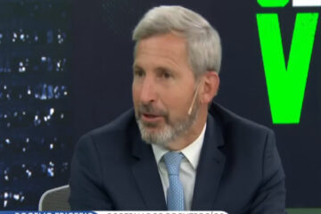 Frigerio ratificó su apoyo al pacto de Milei y a la Ley Ómnibus