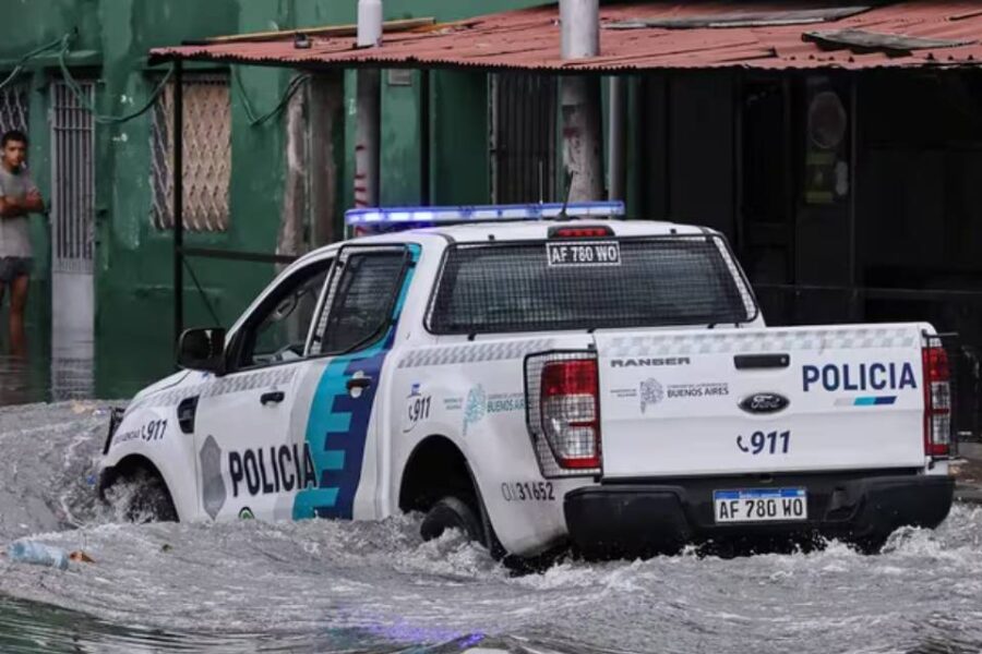 (Mención a Entre Ríos) Siguen las fuertes lluvias: las tormentas ya superan los 170 milímetros en CABA y hay alertas en tres provincias