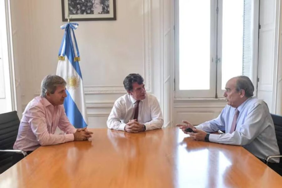 (Mención a Frigerio) La Casa Rosada definió que convocará a todos los gobernadores juntos: la reunión será este viernes