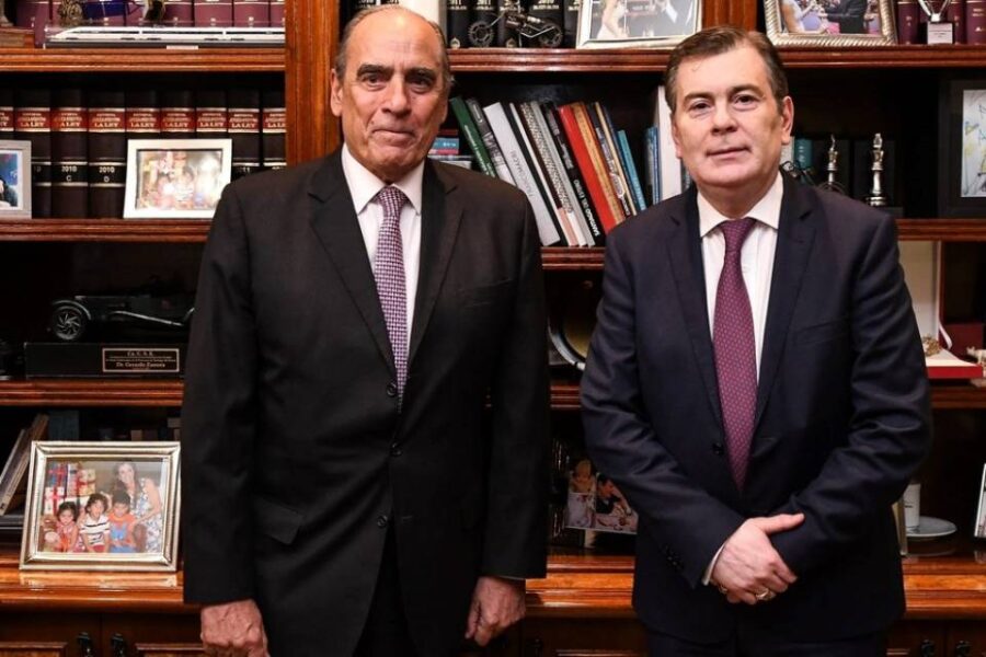 (Mención a Frigerio) El Gobierno tiende puentes con opositores para asegurar votos y ausencias clave en el Congreso