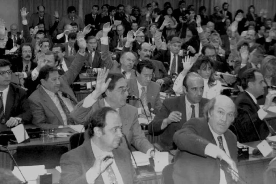 (Mención a Paraná) 30 años de la elección de convencionales constituyentes: Menem, Alfonsín y las negociaciones secretas del Pacto de Olivos