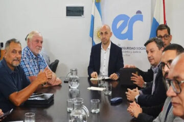 El gobierno vuelve a reunirse con los estatales