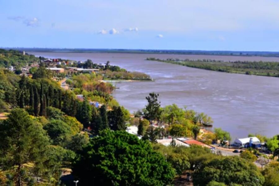(Mención a puerto entrerriano) Prevén un considerable descenso del río Paraná para este mes