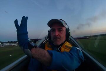 Quién era Cristian Grecca, el piloto de acrobacias que murió en un accidente aéreo en Entre Ríos