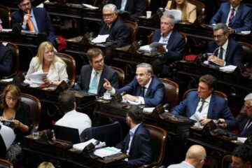 (Mención a legislador entrerriano) El bloque de diputados que integra López Murphy le exigió a Milei unas disculpas públicas