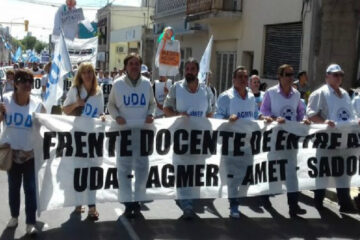 Docentes divididos ante la nueva oferta salarial