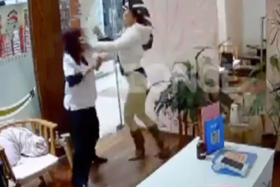 (Ocurrió en Entre Ríos) Una mujer agredió a golpes a su manicura porque no le gustó cómo le quedaron las uñas