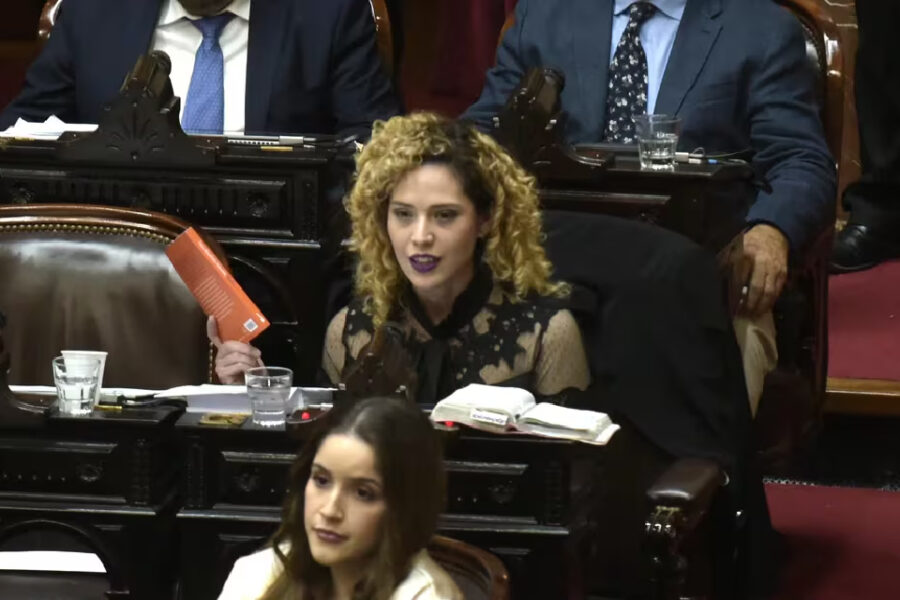 (Mención a entrerriano) La insólita excusa de diputada libertaria que visitó a represores: “Nací en 1993 y no tenía ni idea de quiénes eran”