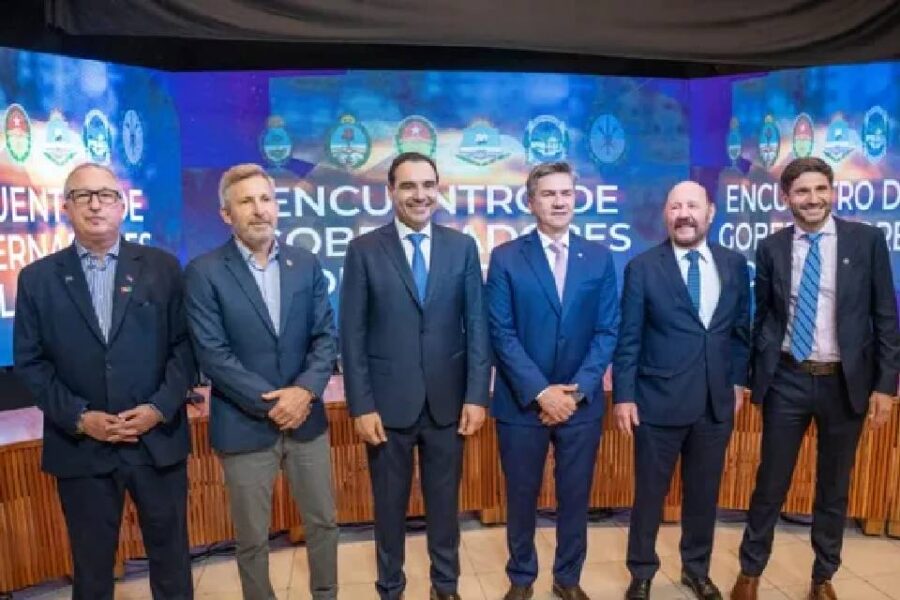 (Mención a Frigerio) Gobernadores del Litoral lanzan liga regional con pedidos para avalar el Presupuesto 2025