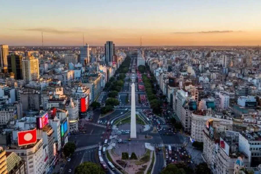 Traslado de la Capital Federal: cómo son los nuevos proyectos que proponen a Viedma y Paraná como sedes