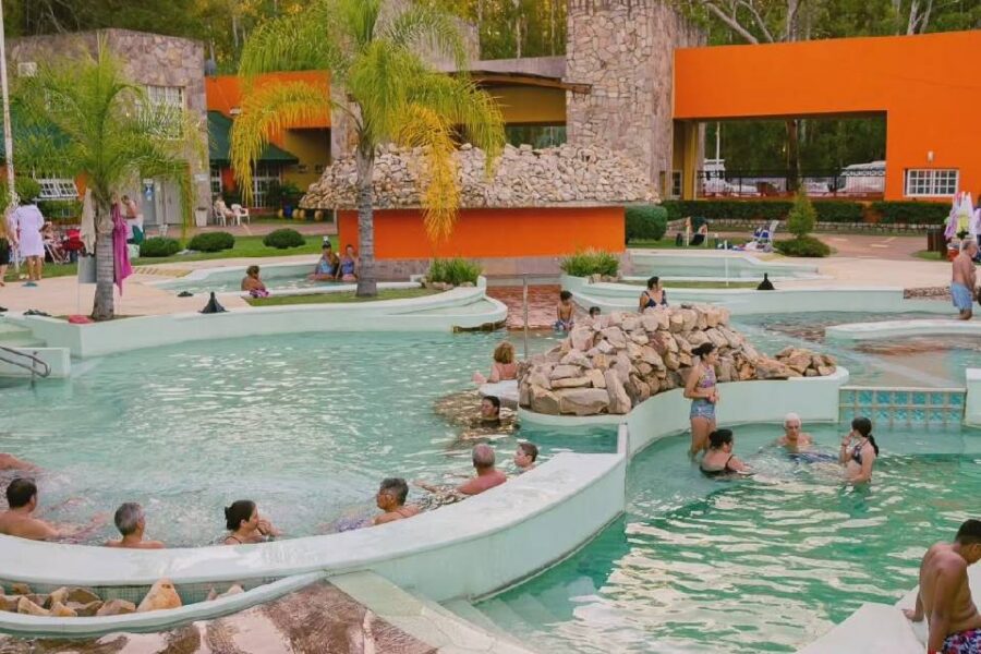 (En Entre Ríos) Las termas más económicas de la Argentina: quedan a menos de 5 horas de CABA y son ideales para ir con la familia
