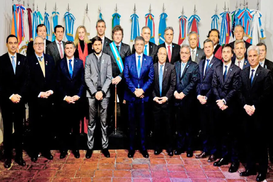 (Mención a Entre Ríos) Látigo y billetera: el Gobierno incrementó un 145% las transferencias a provincias aliadas