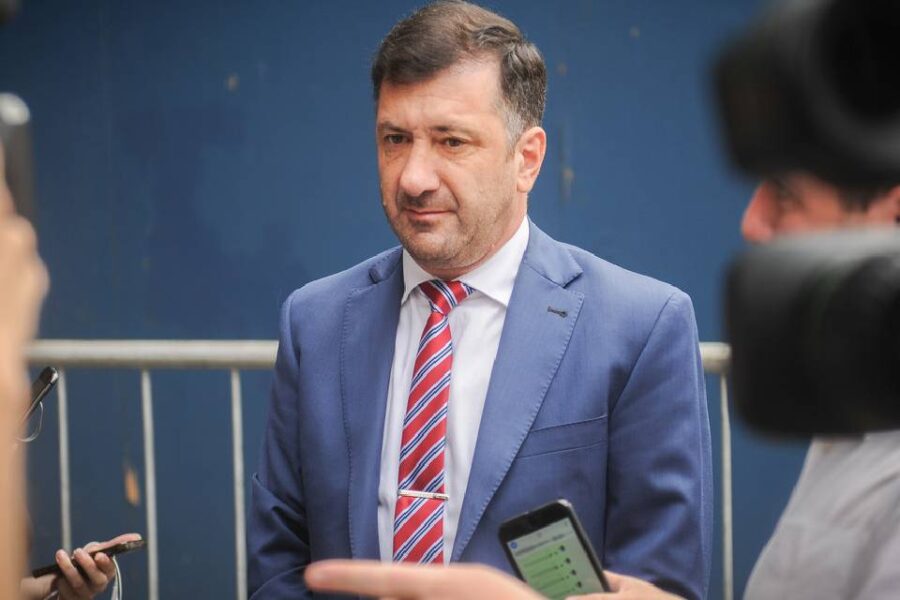 (Senador entrerriano) La Justicia de Paraguay puso una fianza de 150 mil dólares y le ordenó arresto domiciliario al senador Edgardo Kueider