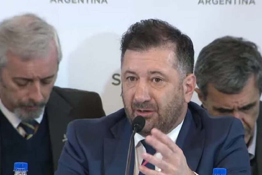 (Senador entrerriano) “Voy a jugar”: el plan que diseñaba Edgardo Kueider por fuera del PJ antes de ser detenido con USD 200 mil en Paraguay