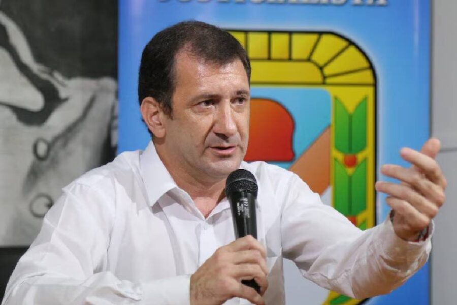 Caso Kueider: sin los votos, el kirchnerismo tratará de conseguir apoyo para echar al senador que sigue preso en Paraguay