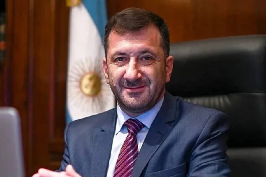 (Senador entrerriano) La secretaria de Edgardo Kueider contradijo su versión y se complica la situación legal del senador