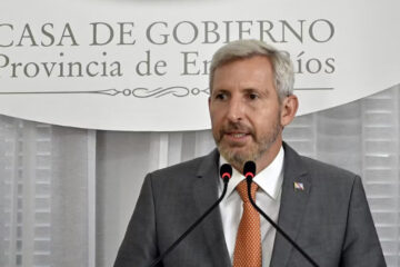 Rogelio Frigerio destacó al Gobierno por su avance en la licitación de la Hidrovía del Río Paraná: “Será determinante”