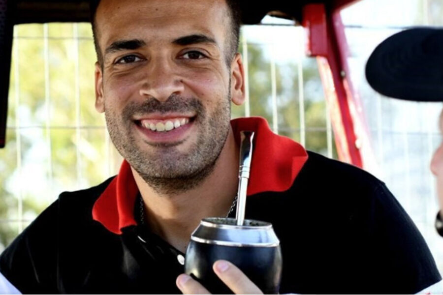 (Es entrerriano) Quién es Martín Ponte, el piloto acusado de estafar a un nene con leucemia al que ayudó Franco Colapinto