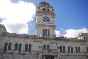 Entre Ríos busca aprobar en 2025 un impuesto con efecto retroactivo al año 2024