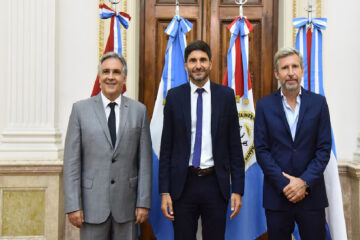 Llaryora, Pullaro y Frigerio celebraron la baja de las retenciones: “Si al campo le va bien, a la Argentina le va bien”
