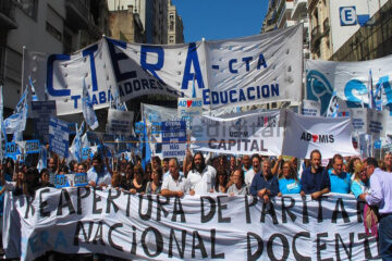 Ctera llama a un paro y complica los planes del gobierno