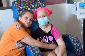 (En Entre Ríos) Adolescente mientras lucha contra la leucemia creó un emprendimiento en el hospital: “Creo que nadie se quedó sin algo mío”