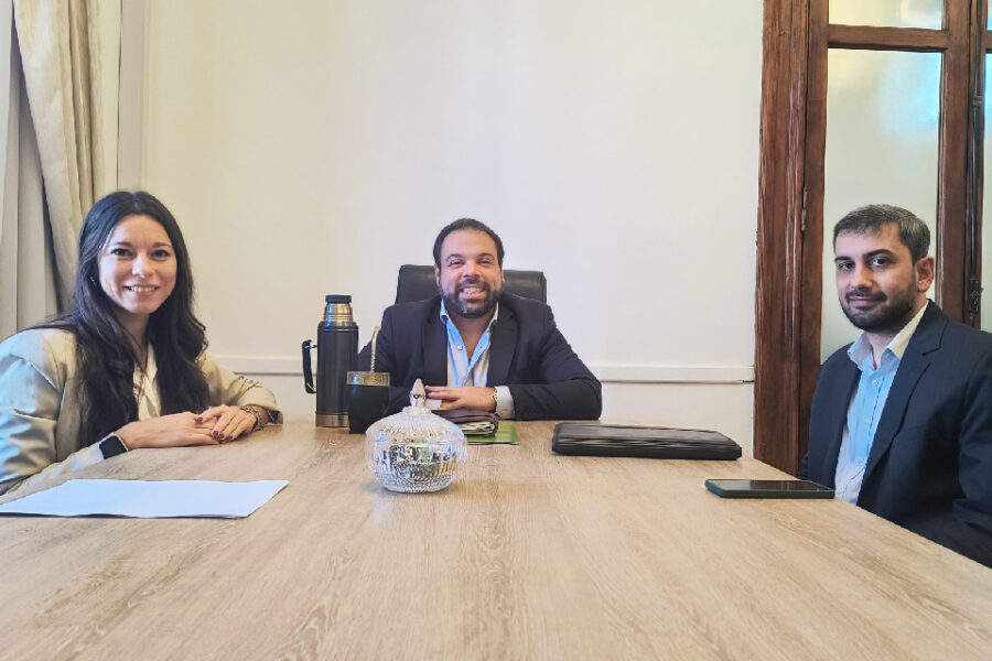 Troncoso trabaja con legisladores de distintos espacios