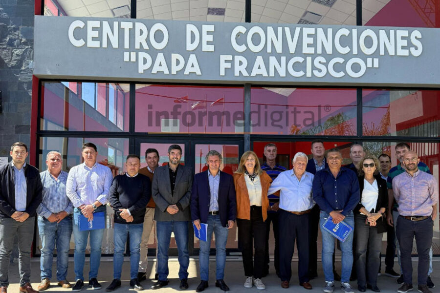Otra reunión de los Intendentes: turismo, IOSPER y licencias