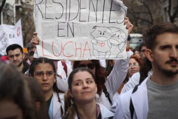 Garrahan: el Gobierno solicita a médicos residentes suspender paro para buscar acuerdo en mejores condiciones laborales