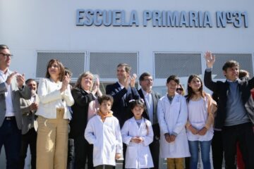 Docentes de la FEB rechazan oferta paritaria de Kicillof y convocan a paro el 20 de la próxima semana