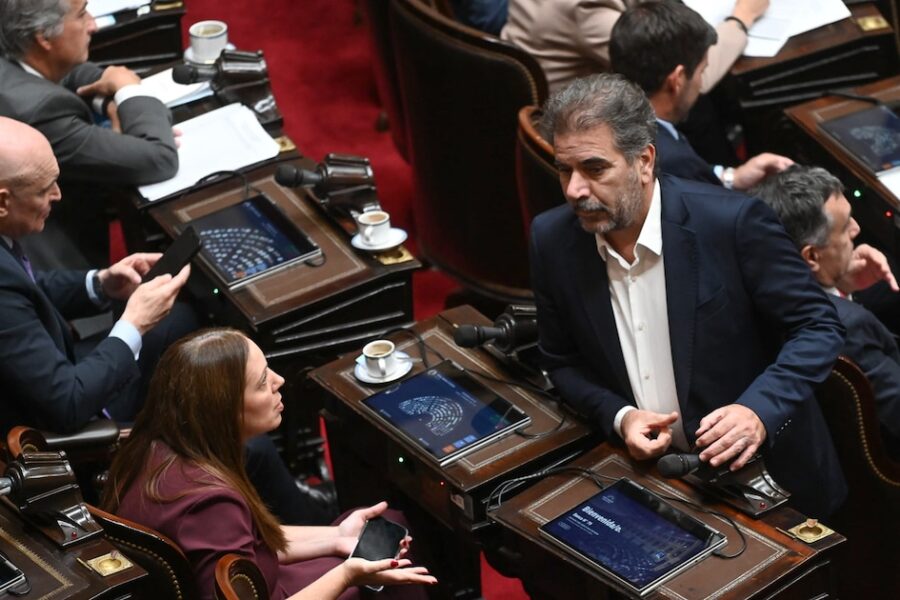 El bloque PRO se mantiene unido ante la crisis electoral y enfrentará una sesión clave sobre jubilaciones y el caso $Libra