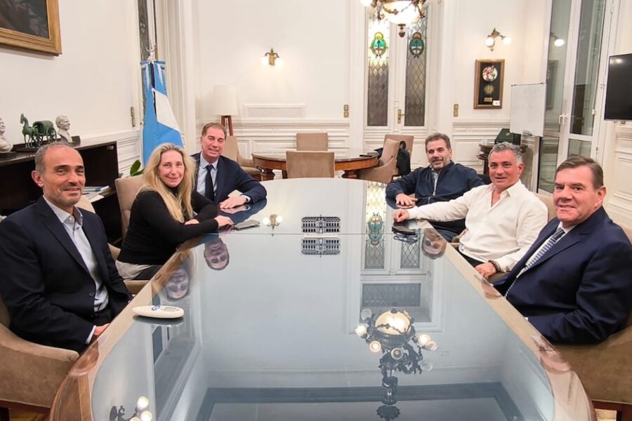 Cumbre en Casa Rosada: Karina Milei y Pareja buscan cerrar un pacto electoral con PRO en PBAL