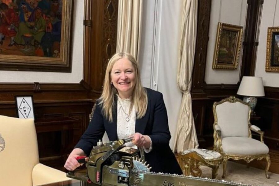 Vicegobernadora de Mendoza se pasa a La Libertad Avanza tras desafilación del PRO