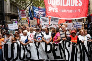 Gobierno amenaza con veto a moratoria y bono para jubilados ante posible aprobación de la oposición en el Congreso