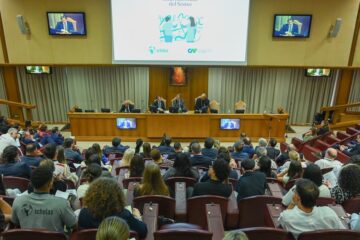 Scholas y CAF presentan en el Vaticano el II Encuentro Internacional del Sentido, honrando al Papa Francisco y reafirmando el compromiso con la educación juvenil