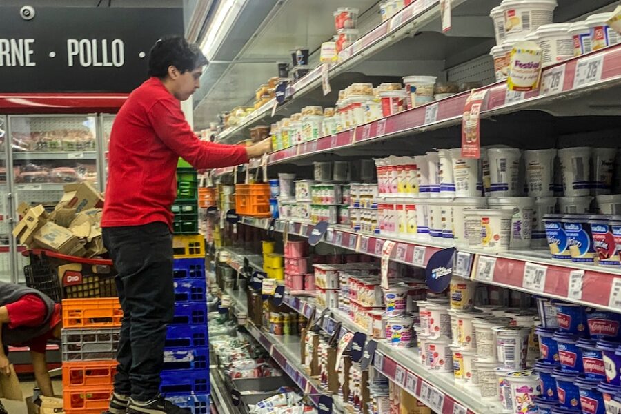 Cavalieri reta al Gobierno y anuncia que supermercados y comercios asumirán el aumento salarial cuestionado