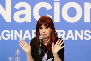 conflicto interno en el peronismo K: reelecciones indefinidas y un panorama electoral desalentador