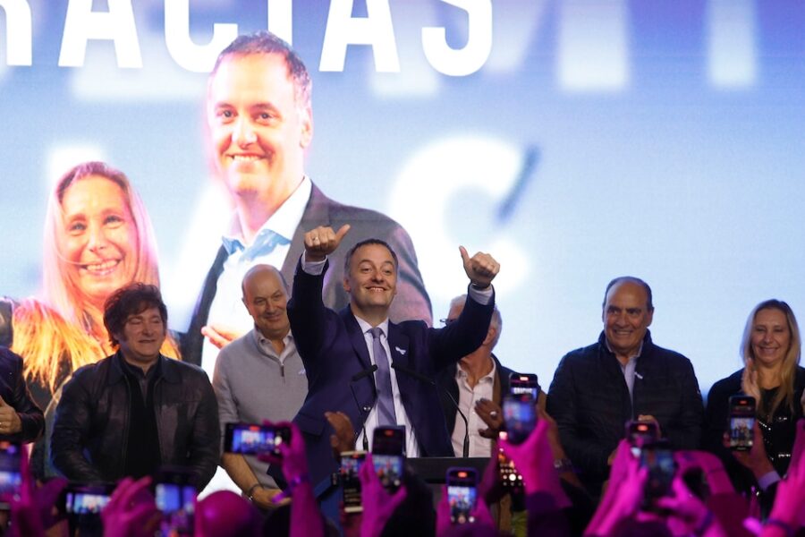 Adorni confirma su salida como vocero para asumir en la Legislatura y señala a Javier Lanari como su sucesor natural