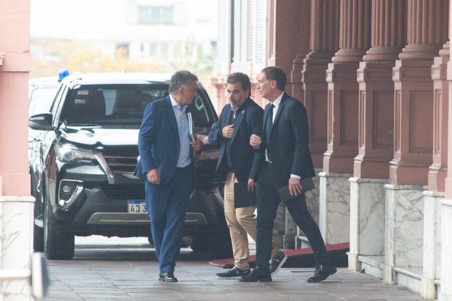 Gobierno y PRO formalizan alianza en Buenos Aires y extienden acuerdo para octubre: detalles de la colaboración y futuras conversaciones nacionales