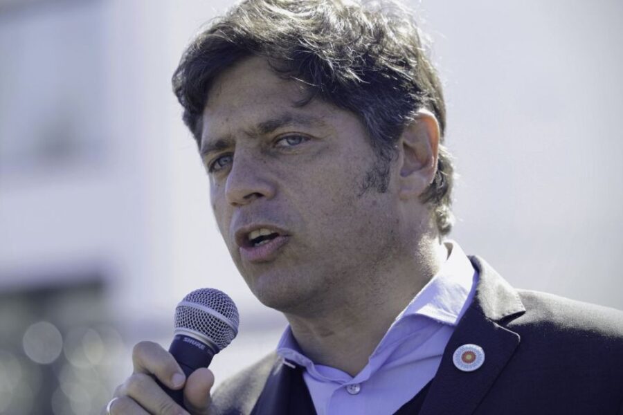 Kicillofismo impulsa la reelección indefinida de los intendentes