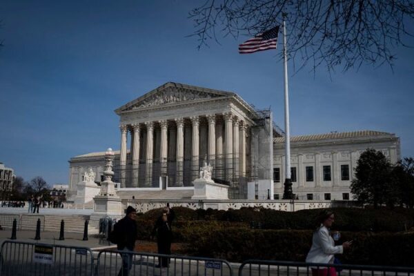 Corte Suprema permite a Trump cancelar el TPS para venezolanos