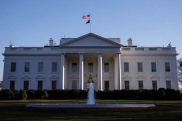 Samuel Corum captura momentos impactantes que reflejan la realidad a través de su lente en Getty Images