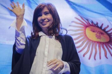 Cristina Kirchner regresa a la vida pública y encabeza un acto el 25 de mayo en Buenos Aires